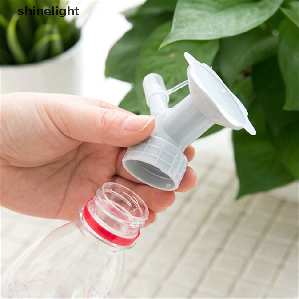 Nước Cầm Tay Bằng Nhựa 2 Trong 1
