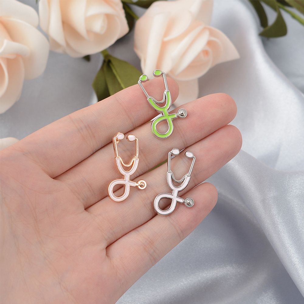 Ghim cài thiết kế ống nghe bác sĩ phong cách hoạt hình nhiều màu sắc tùy chọn