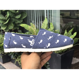 TARA - Giày Lười Cá Voi Unisex