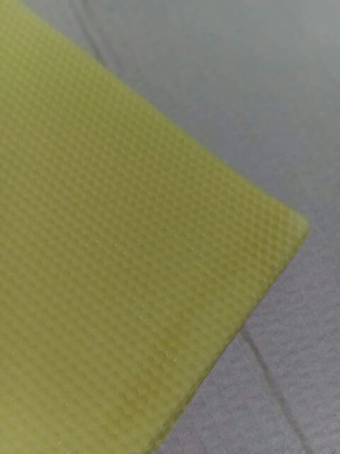 10 Miếng Chân Tầng Ong Nội Cầu 42 Từ Sáp Ong Nguyên Chất