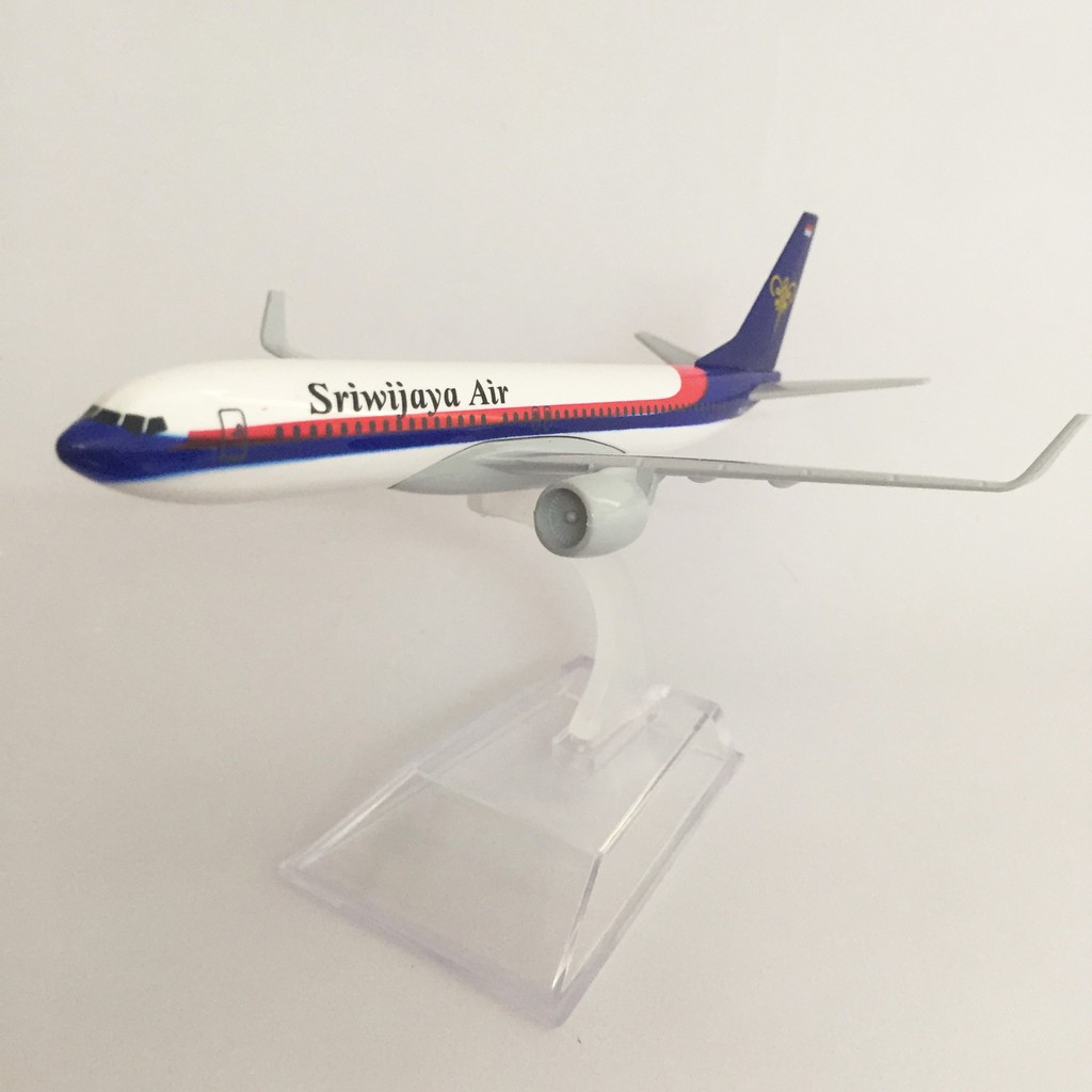 Mô hình máy bay boeing 737 kim loại kích thước ~16cm dùng để trưng bày sưu tập quà tặng trang trí bàn làm việc tủ kệ tv