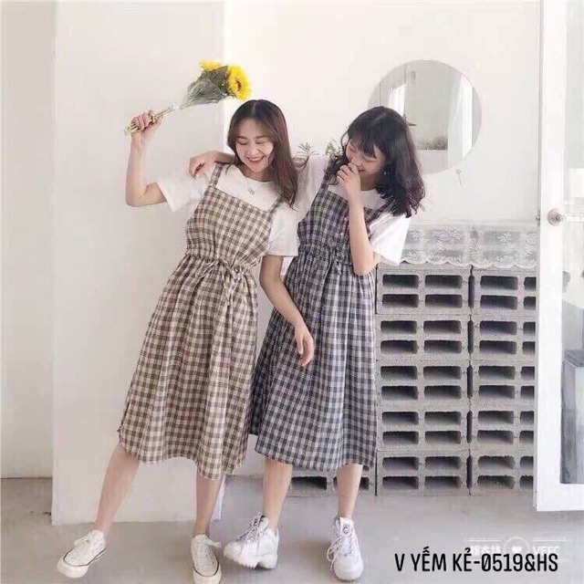 Váy yếm kẻ rút eo - HS