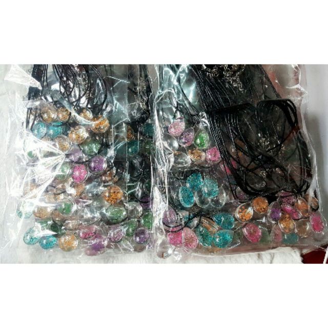 Vòng tay handmade. Dây chuyền hoa khô đủ loại đủ size đủ màu. Giá sỉ tận gốc
