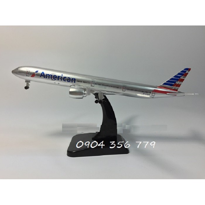 MÔ HÌNH MÁY BAY TĨNH BOEING 777-300ER AMERICAN AIRLINES 18CM CÓ BÁNH XE