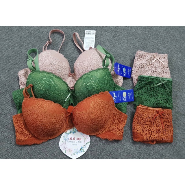 Bộ đồ lót Boya ren BY081 (áo mút vừa 3cm)