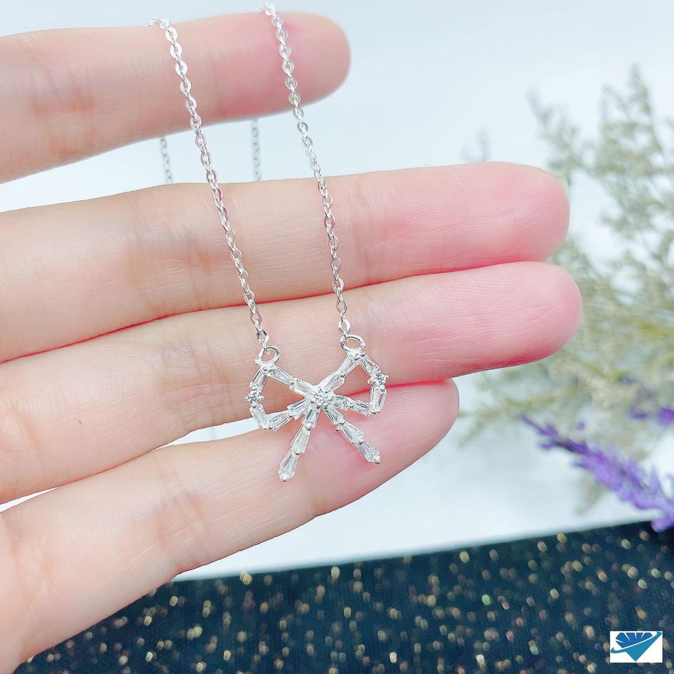 DÂY CHUYỀN NƠ BẠC TA XINH XẮN