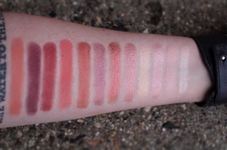 Bảng mắt Colourpop Fem Rosa