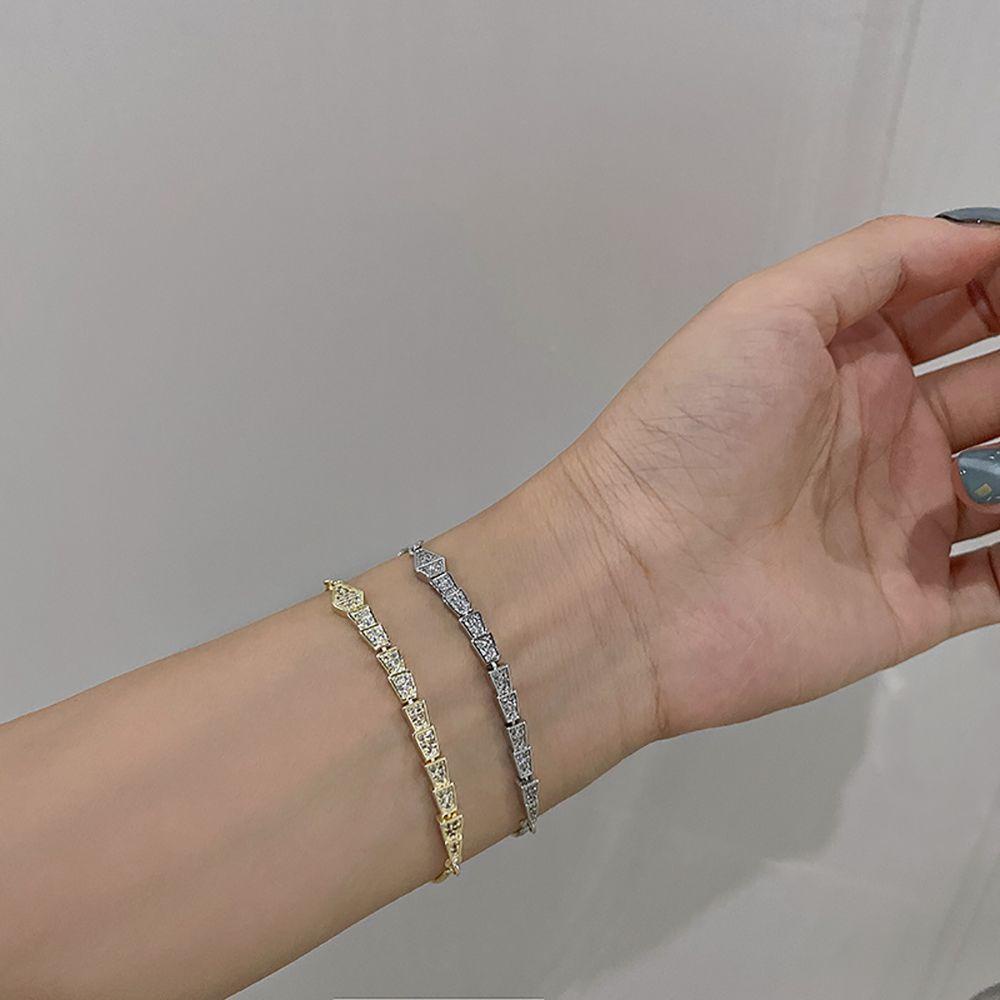 Vòng Tay Hình Rắn Tinh Xảo Có Thể Điều Chỉnh Cho Nữ