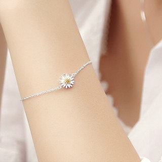 Lắc tay hoa cúc vàng nhỏ xinh mạ bạc trắng sáng siêu dễ thương Mẫu Mới 2020 style hàn quốc - namimi