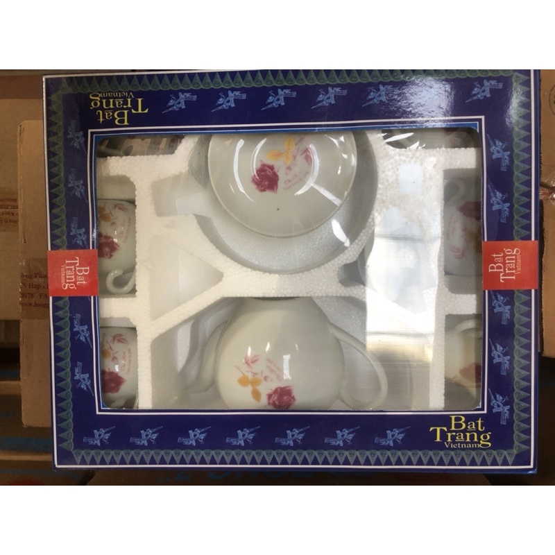 Bộ  ấm  trà bát tràng hàng đẹp chất lượng đảm bảo kèm theo 6+1 đĩa kê