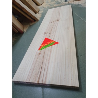 Gỗ thông tấm mặt lớn rộng 30cm, dài 1m2. dày 2cm dùng làm mặt bàn, mặt phản, ghế sofa...