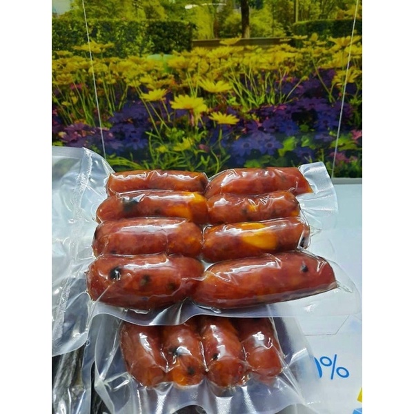 Lạp xưởng thịt trứng muối