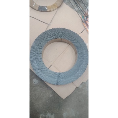 Lưỡi cưa vòng cắt gỗ nhật bản rộng 5cm răng 11mm.lưỡi của nhật mới
