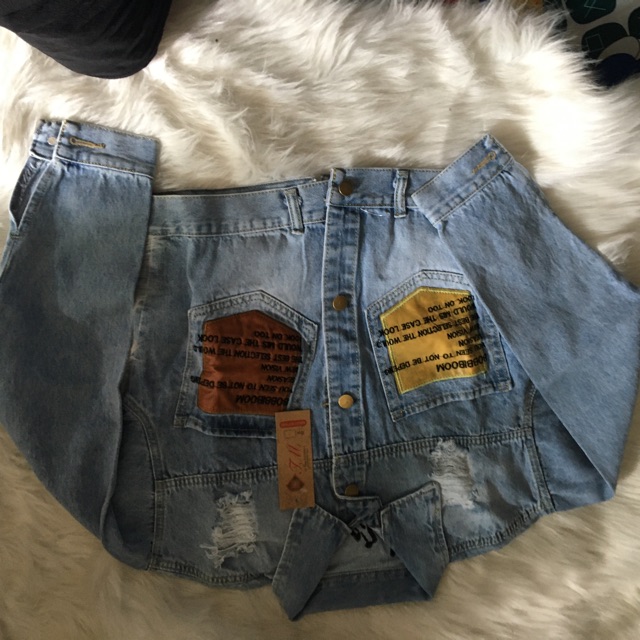 Áo Khoát Nữ Jeans Cao Cấp Nữ Túi Phối Da Thêu Chữ cực Thời Trang Siêu Hot | BigBuy360 - bigbuy360.vn