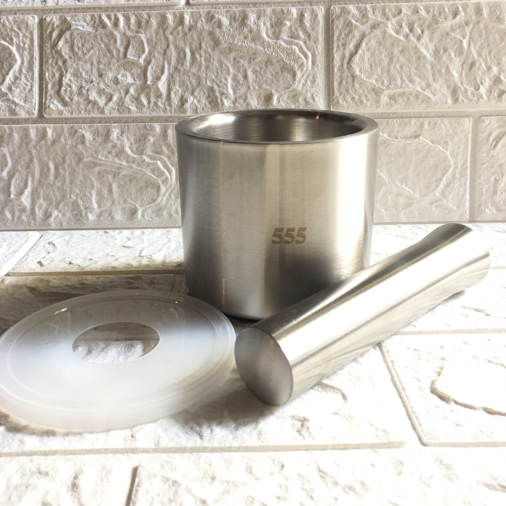 Bộ Cối, chày Inox 304. Nặng 1.3kg. Dung tích 450ml. chày dài 15cm. lòng cối cao 6cm. chiều cao của cối 9cm