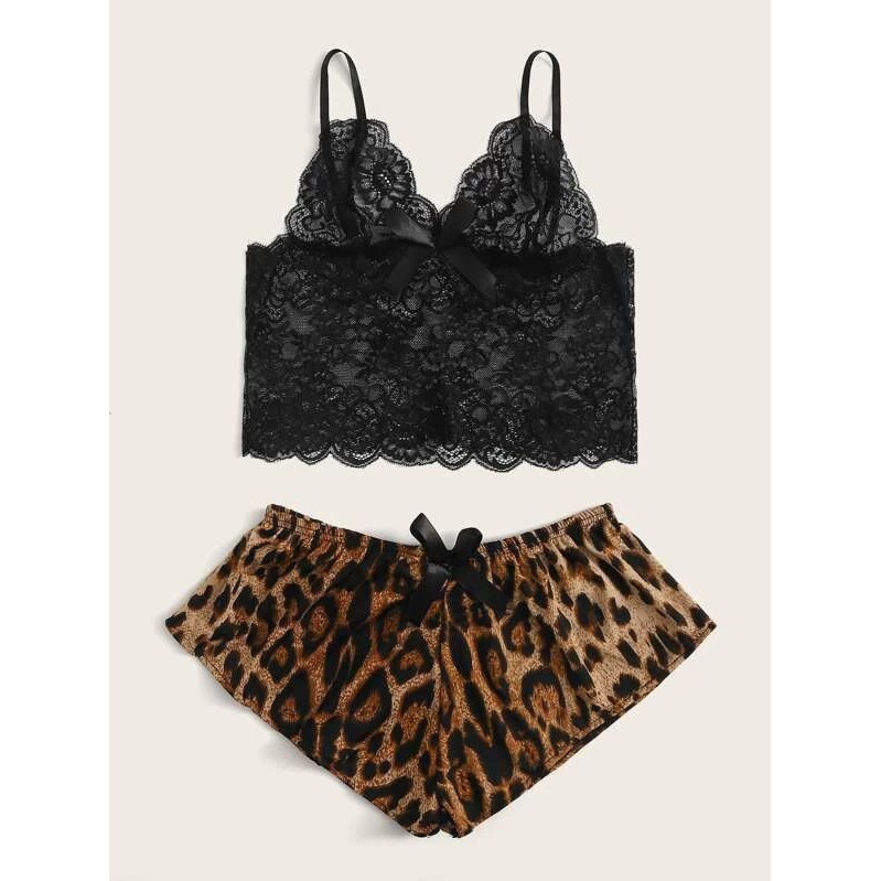Bộ ngủ áo 2 dây ren và quần hoạ tiết báo sang chảnh, sexy