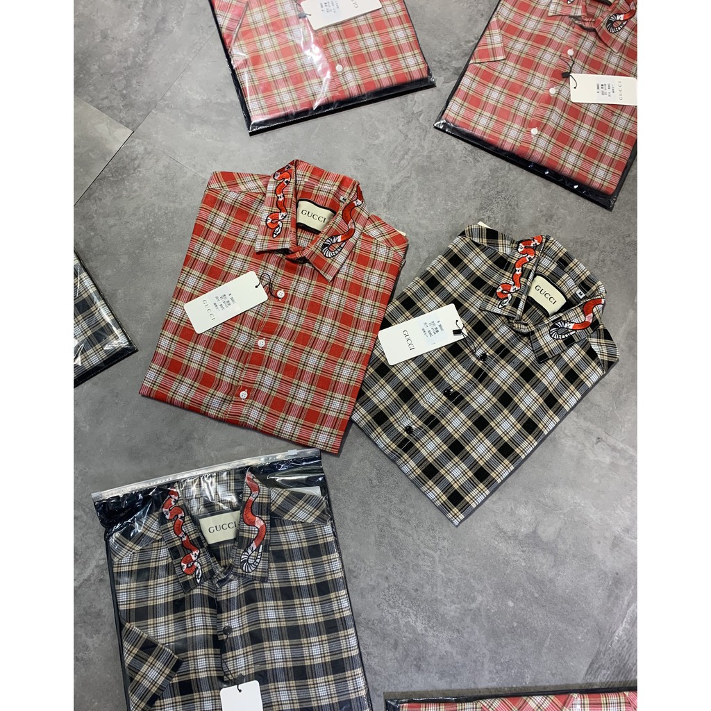 ✅[KÈM VIDEO] Aó sơ mi ngắn tay thêu đường nét hình con rắn | BigBuy360 - bigbuy360.vn