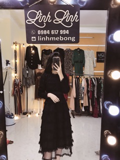 Váy ren tầng