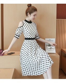 ĐẦM XOÈ CHẤM BỊ KHOÉT VAI
