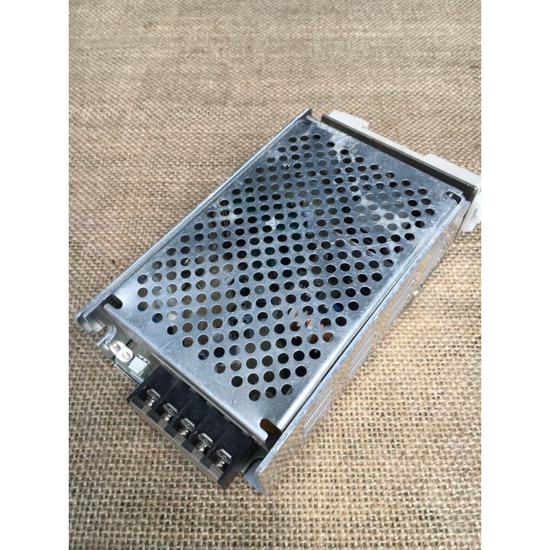 Nguồn Omron24v-4.5A