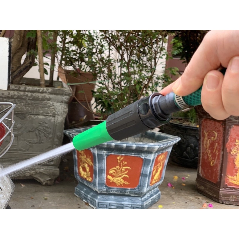 Đầu vòi phun tưới cây tặng kèm đai xiết