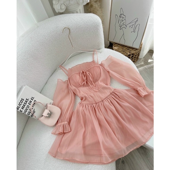 Đầm hai dây tay phồng phối voan rớt