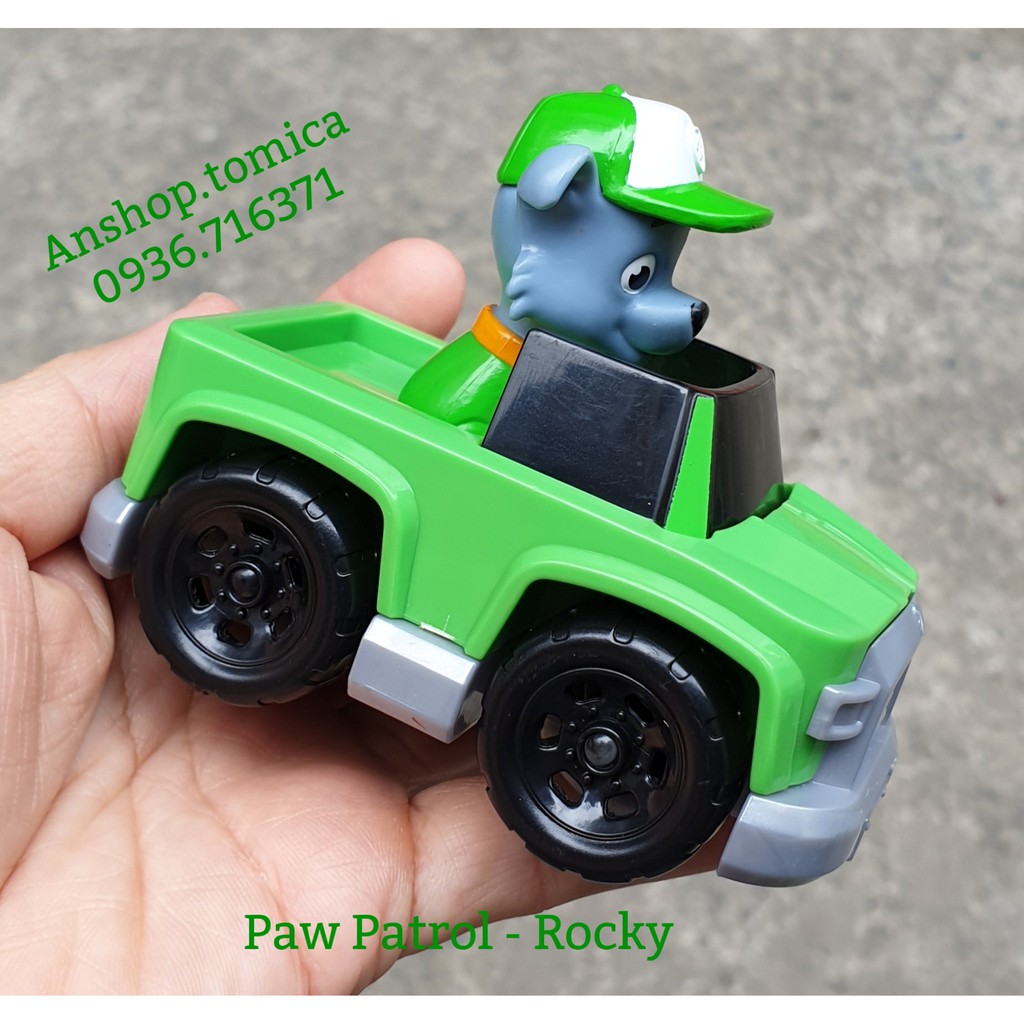 Mô hình xe chú chó Rocky trong phim hoạt hình &quot;Đội Chó Cứu Hộ&quot;