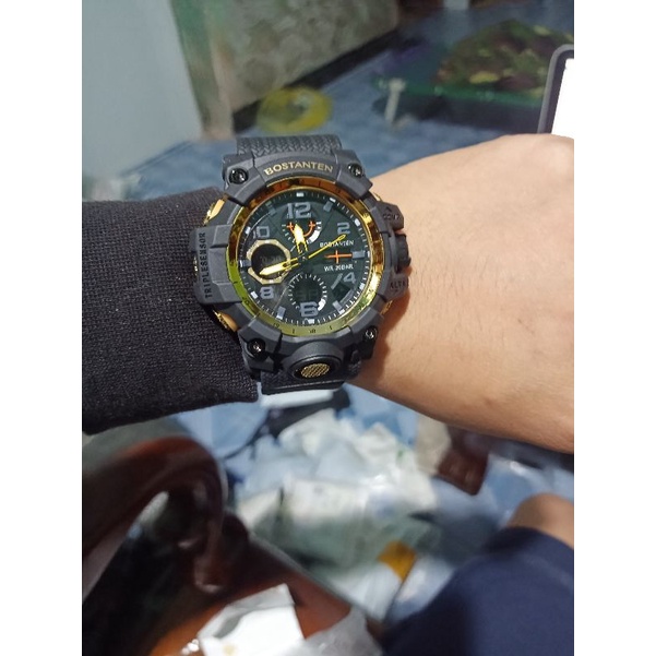 Đồng hồ kỹ thuật số tương tự không thấm nước Bostanten 2052 gold