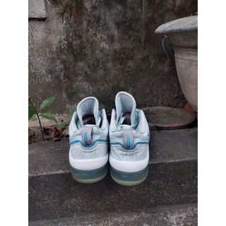 Giày nike size trên ảnh real 2hand