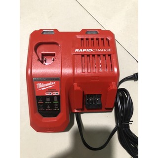 Xạc nhanh milwaukee m12-18 hàng Mỹ