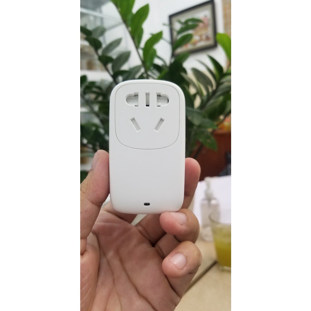 Ổ Cắm Wifi Broadlink, Ổ Cắm Thông Minh Hẹn Giờ Broadlink SP4L 2200W Điều Khiển Từ Xa Qua App Broaldink Bản Quốc Tế