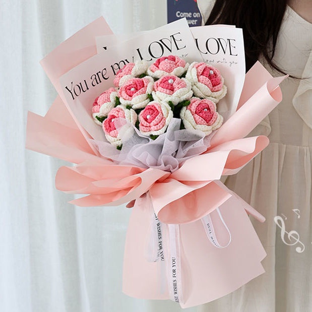 Sản Phẩm Hoàn Thiện Bó Hoa Hồng Đan Len Thủ Công Màu Gradient Sáng Tạo Làm Quà Tặng Sinh Nhật Bạn Gái