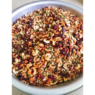 Ngũ cốc ăn kiêng granola có yến mạch