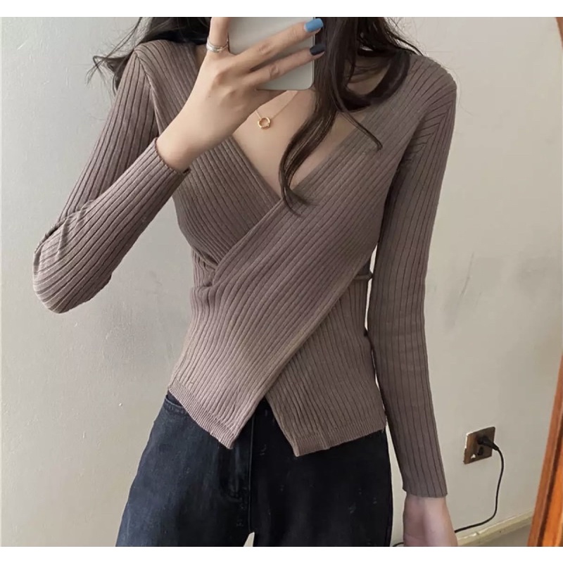 [Ảnh thật] Áo len khoét ngực chữ V hai vạt sexy | BigBuy360 - bigbuy360.vn