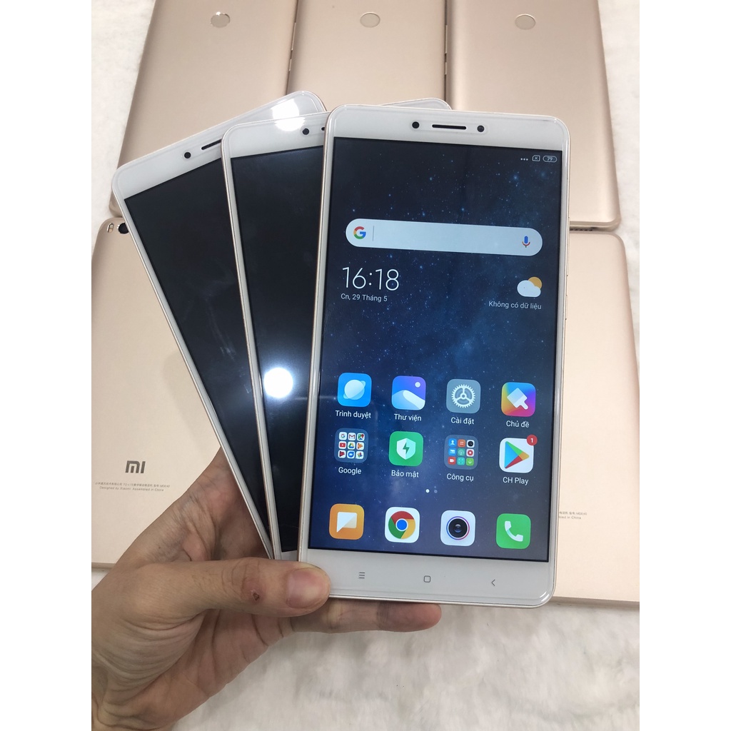 Điện thoại Xiaomi Mi Max 1. Cấu hình 3/32G, màn hình to 6.44" giành riêng cho game thủ, pin trâu 4850mAh,