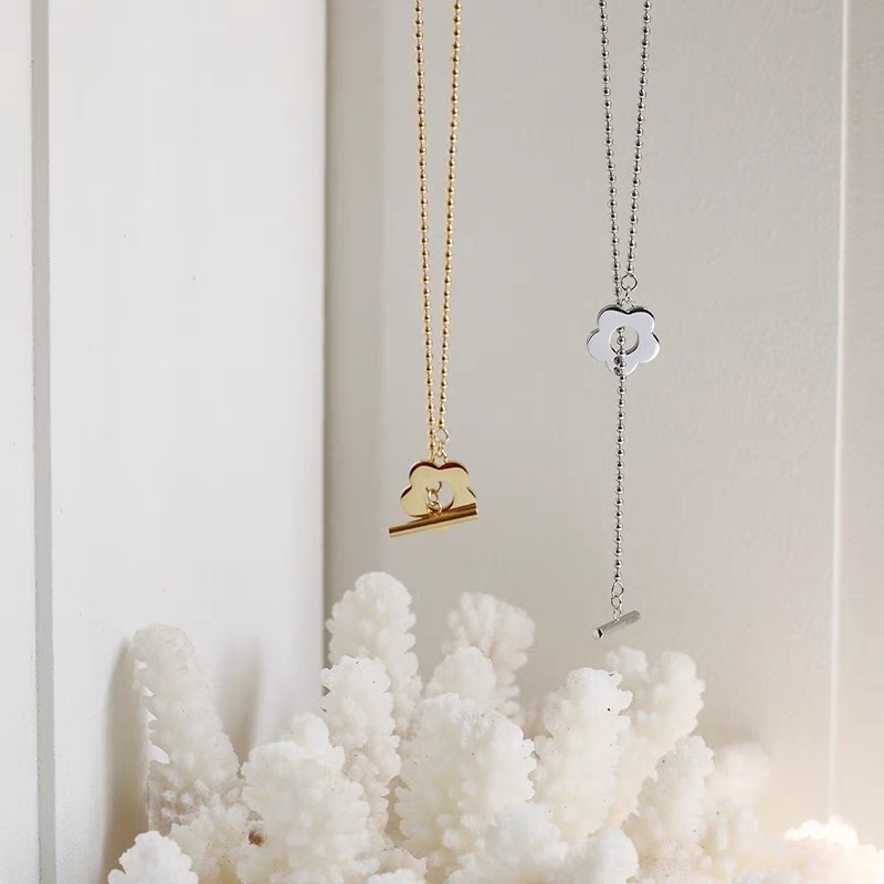 Vòng Cổ Bi Nhỏ Hoa 5 Cánh Khoá Gài - Vani Store - TS000676