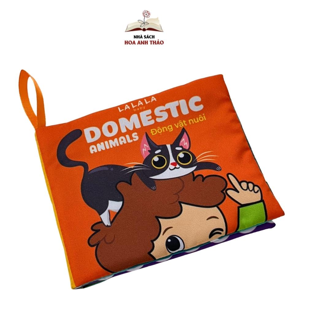 Sách vải cho bé sơ sinh 0 đến 12 tháng Lalala baby, an toàn tuyệt đối, kích thước 12x11cm, 8 mặt sột soạt. MẪU MỚI