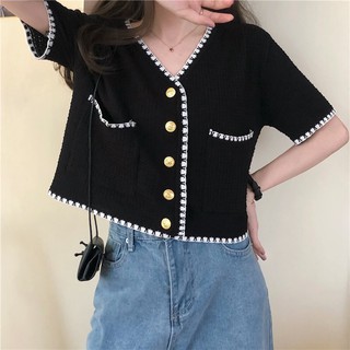 ÁO CROPTOP PHỐI VIỀN KẺ KHUY VÀNG