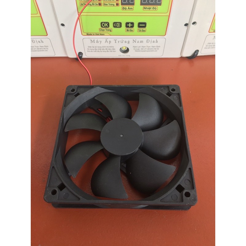 Quạt Máy Ấp Trứng 12v