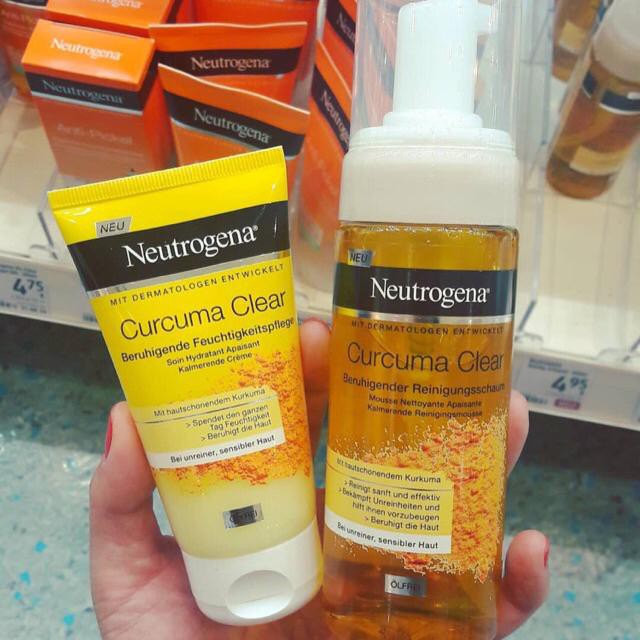 Sữa rửa mặt Neutrogena Curcuma Clear Chiết xuất từ Nghệ