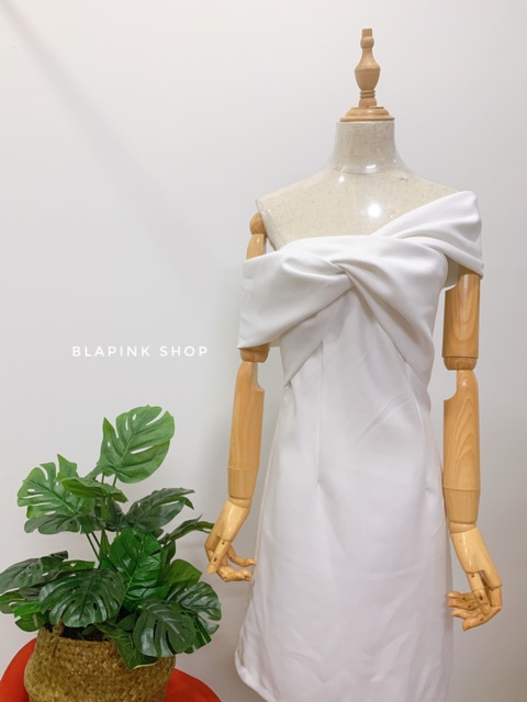 ĐẦM MAISY DRESS TRỄ VAI QUYẾN RŨ VẢI DÀY | BigBuy360 - bigbuy360.vn