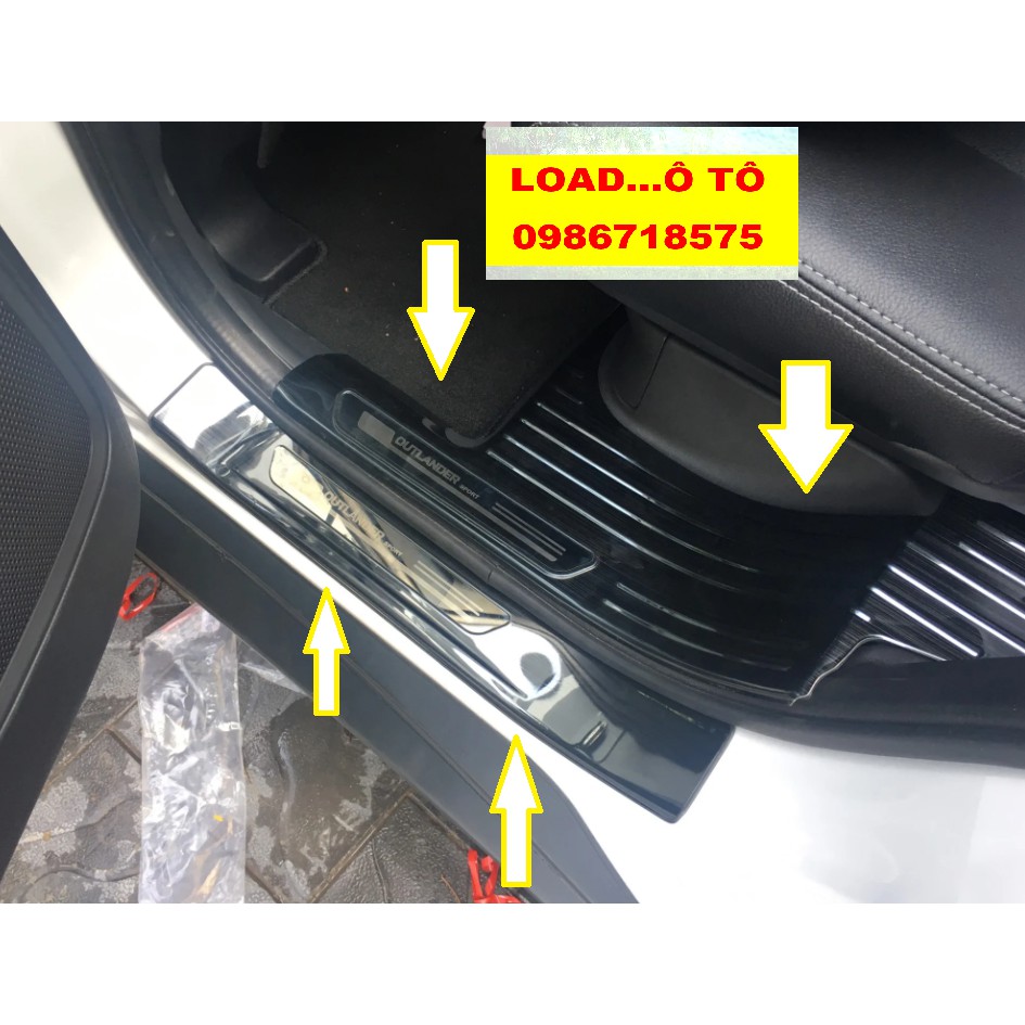 Ốp Bậc Cửa, Nẹp Bước Chân Outlander 2023-2019 Loại 1 Mặt Bóng Mẫu titan Cao Cấp