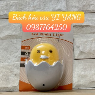 Hình Trứng Gà Con Siêu Dễ Thương - Đèn ngủ LED cảm biến tự động thông minh có giắc cắm tường siêu tiết kiệm điện