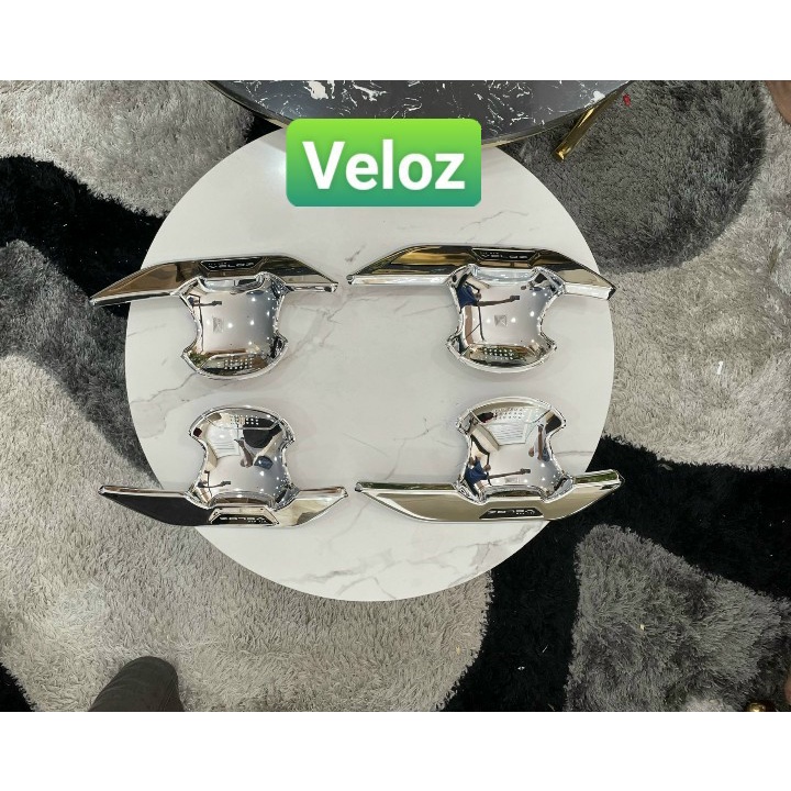 Bộ ốp hõm Cửa cánh én mạ crom cao cấp cho xe Toyota Veloz Cross đời 2022