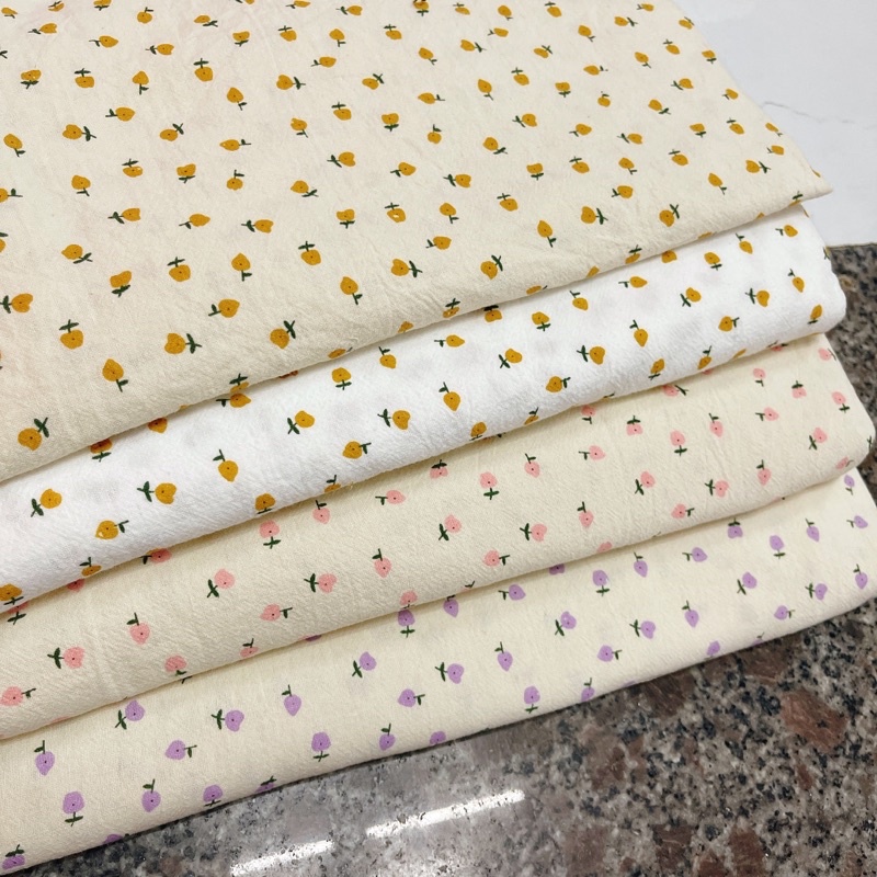 vải thô đũi cara hoa lê vàng nền be hot hit may váy,bộ,rèm cửa,đồ handmade