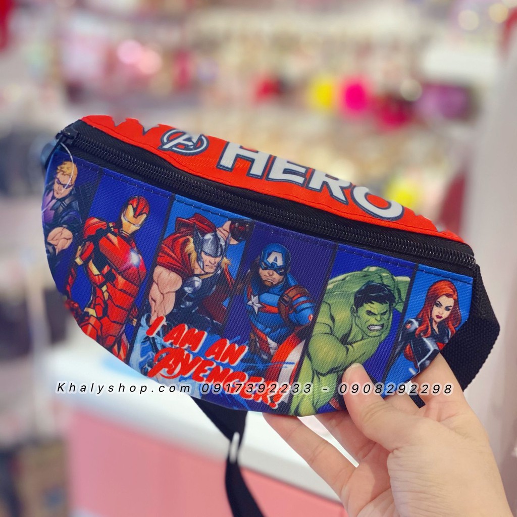 Túi đeo bao tử 1 ngăn hình Avengers - Hero màu đen cho trẻ em bé trai siêu hot - (Thái Lan) - 150NMVNG8019 - (21x11.5cm)