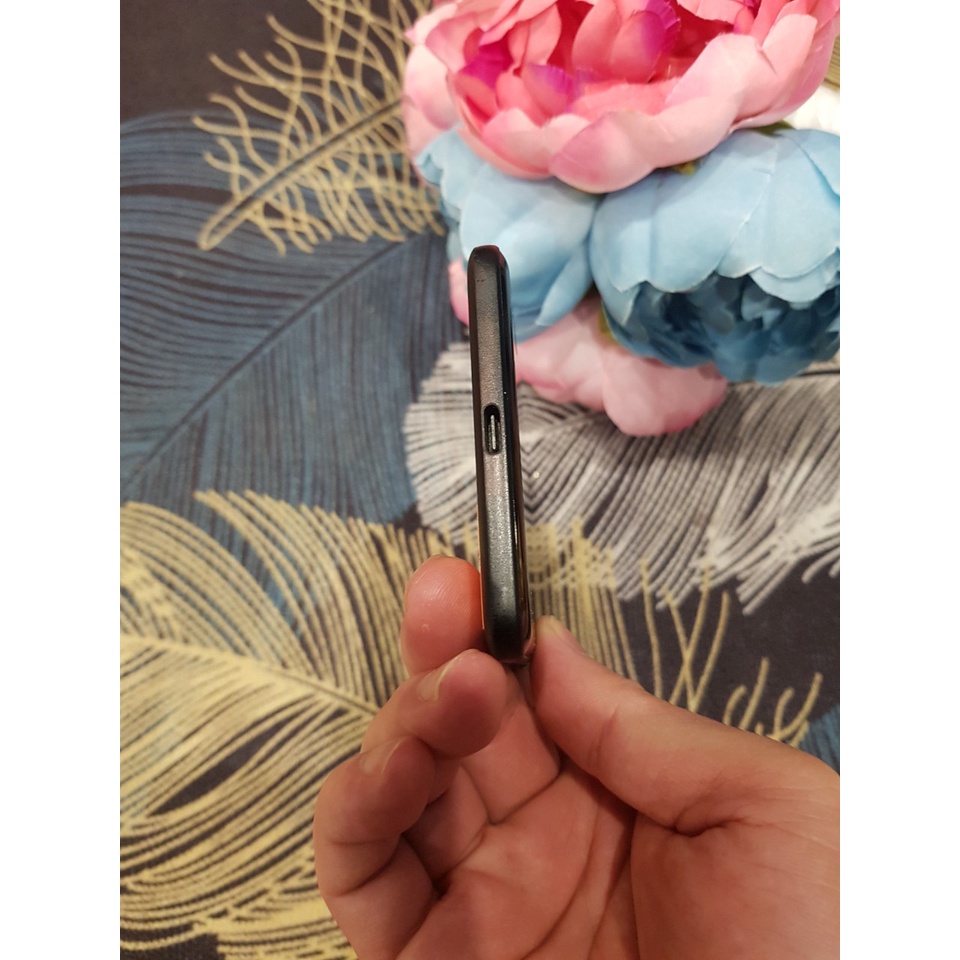 Điện thoại GOOGLE PIXEL 2XL (4/128G) 2 SIM Chip Snapdragon 835 chạy êm ái mươt mà . | BigBuy360 - bigbuy360.vn