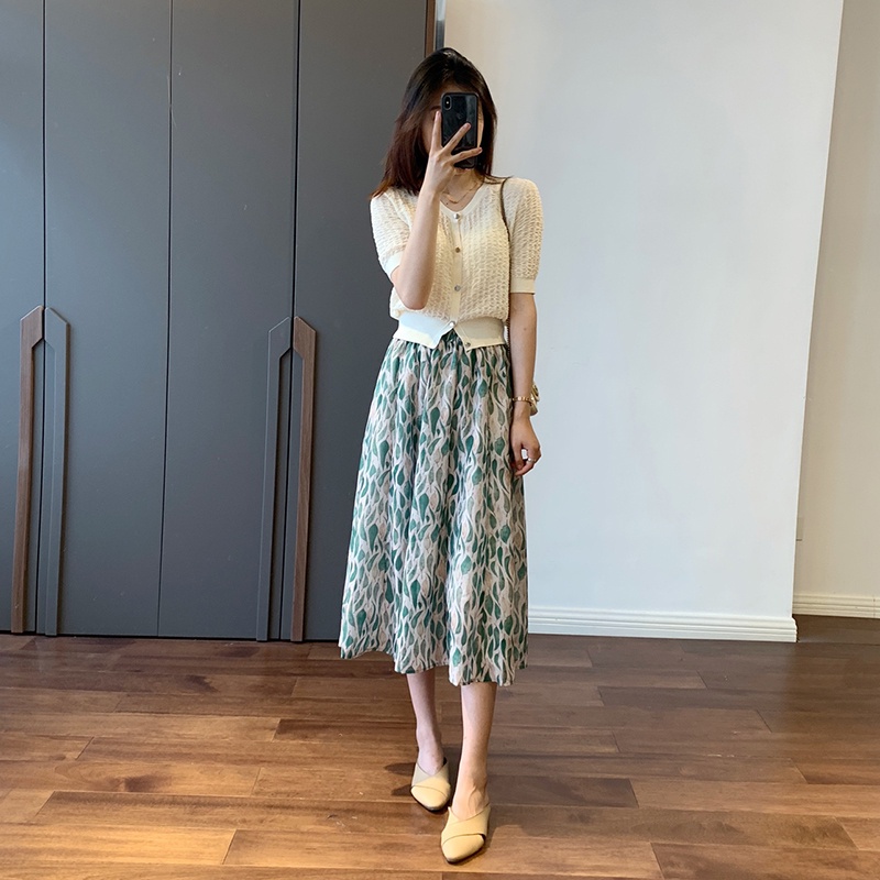 Set Áo Và Chân Váy Chiffon Dài Mỏng Họa Tiết Hoa Lá Thời Trang Mùa Hè 2023 Phong Cách Mới Cho Nữ