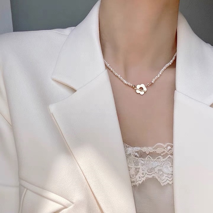 Vòng cổ Đính Ngọc Trai Hình Hoa Thời Trang Dành Cho Nữ