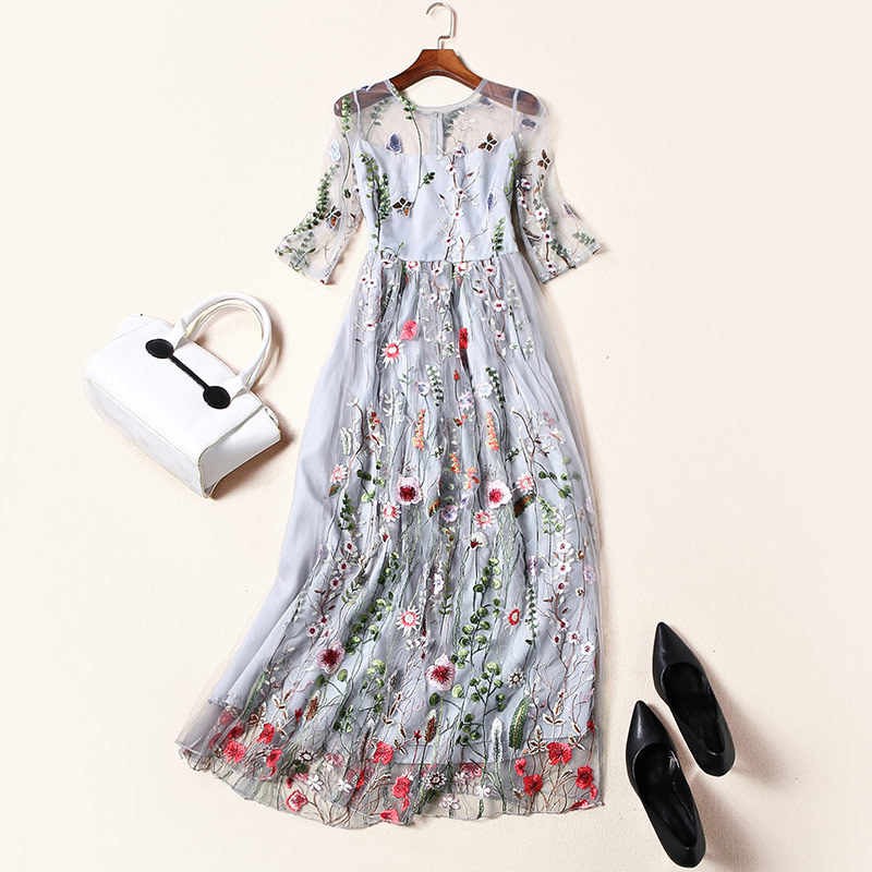 Đầm dạ hội thêu hoa cao cấp dáng dài